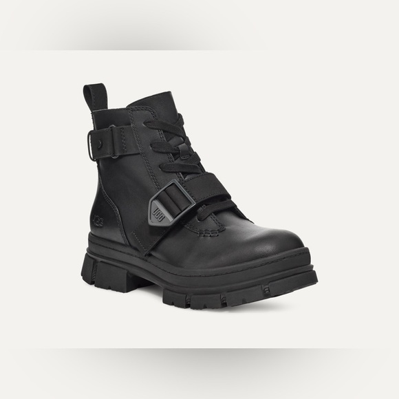 UGG Ashton Lace Up - Picture 2 of 8